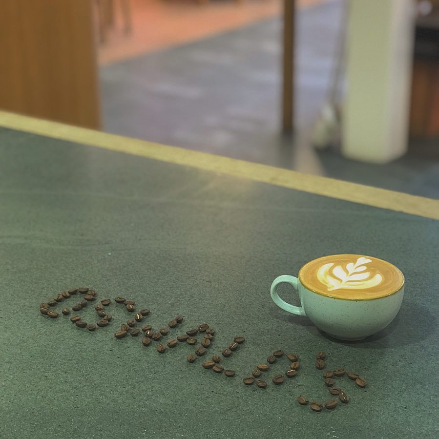 We’re absolutely full of beans at Oswalds…
.
.
#cafeoswalds #cranstons #coffee #espresso #drink #drinks #barista #bruceandlukes #cumbria #lakedistrict #penrith #carlisle