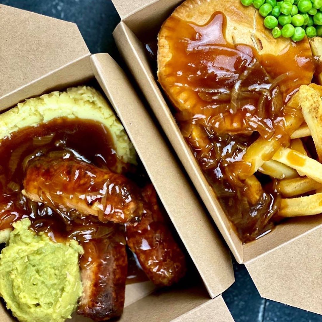 Our hot counters are open for breakfast + lunch until approx 2:30pm everyday!

Our Cumbrian Food Hall in Penrith is trialling a new hot meal box at the counter + hatch on Thursdays + Fridays 😋

Choose…
A hot pie or Cumberland sausage
+ mash or chips
+ garden or mushy peas
Served with a rich onion gravy

Only £4.50 per meal box