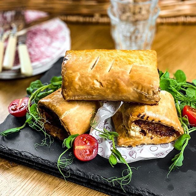 We ❤️ our rustic sausage rolls! 
Handmade and perfect for sharing, they are great for picnics now we can have socially distanced meet ups! ↔️ Choose from Caramelised Onion or Hog Roast 😋